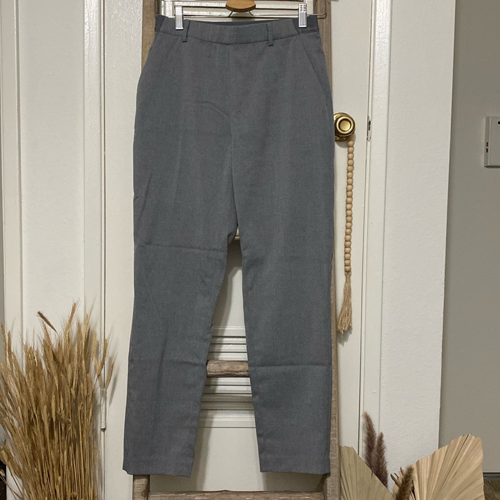 Uni QLO dress pants